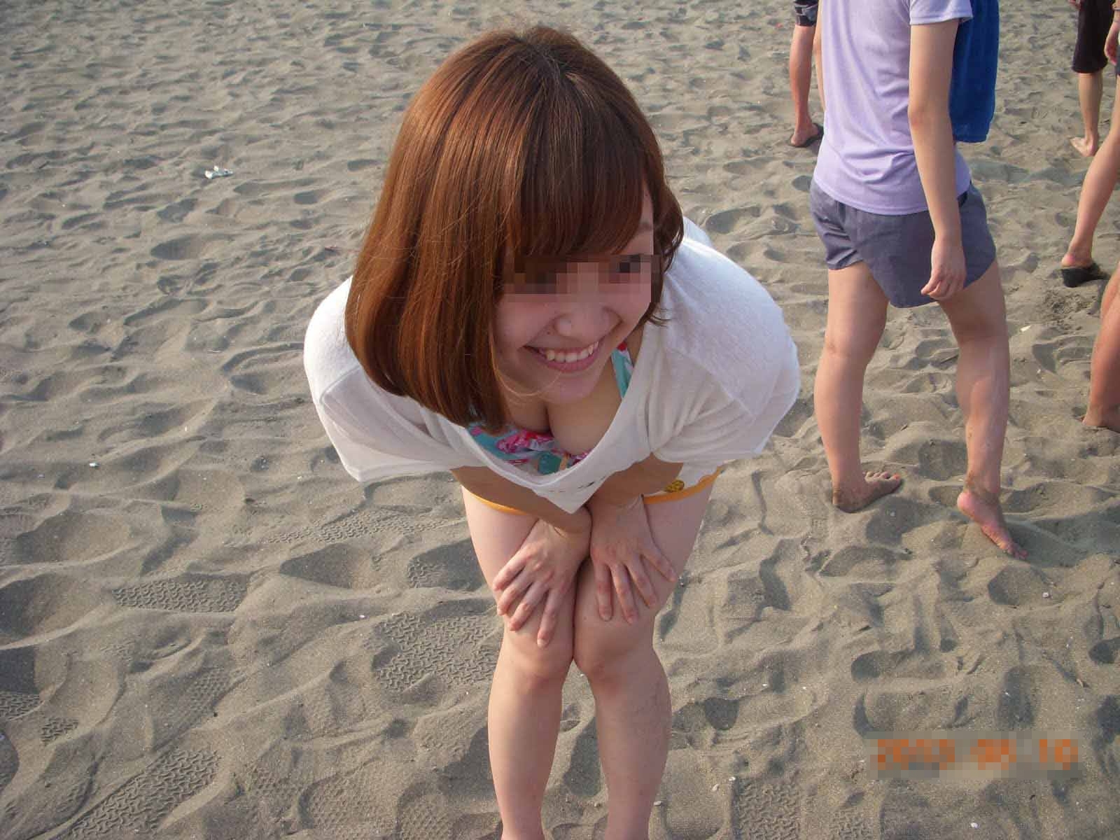 スナップ写真　エロ 素人が何気なく撮ったスナップ写真から胸チラや谷間を見ることができるエロ画像 - 柄ログちゃんねるニュース
